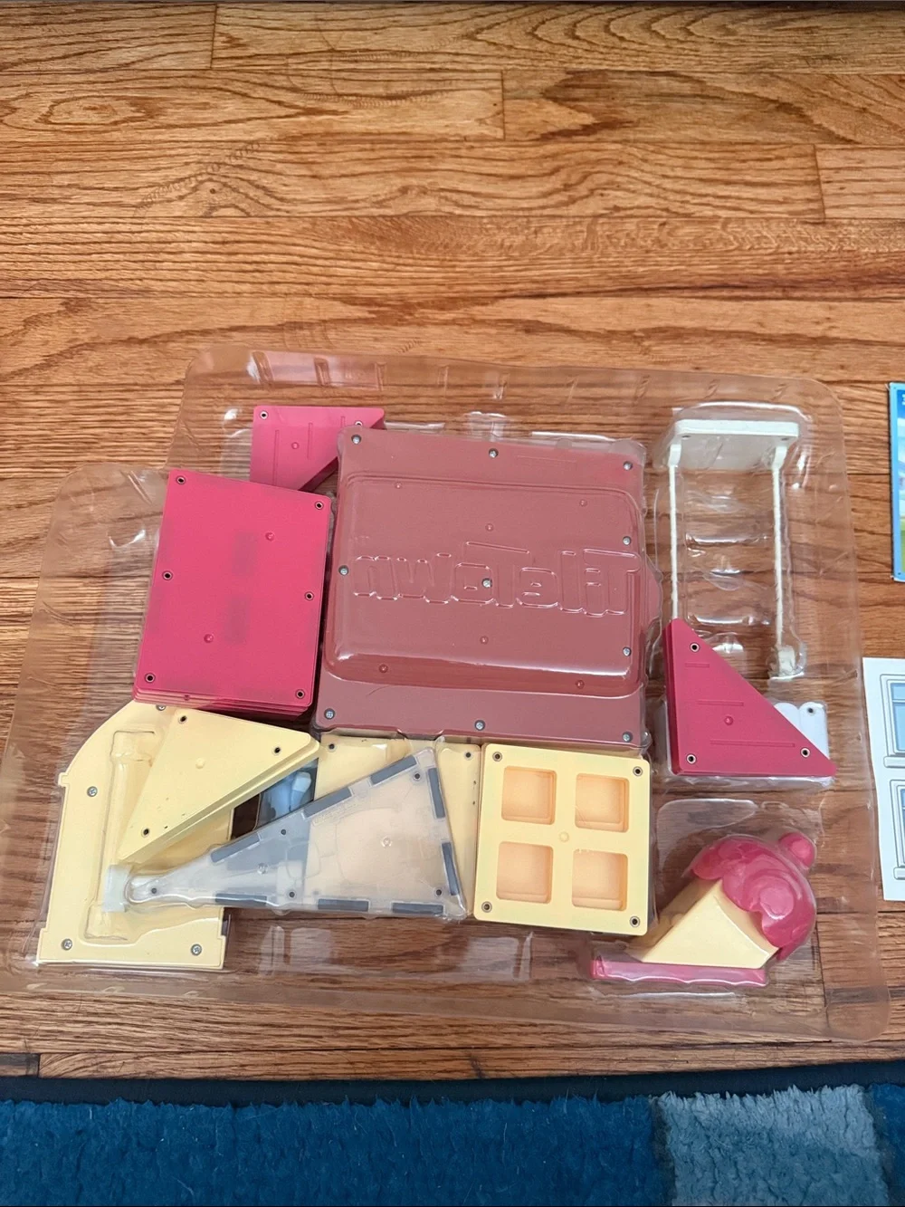 Tile Town Heeler Family Home Tile set
